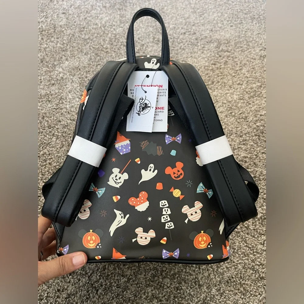 NWT Disney Parks Halloween 2020 Loungefly Mickey Tricks & Treats Snack Backpack